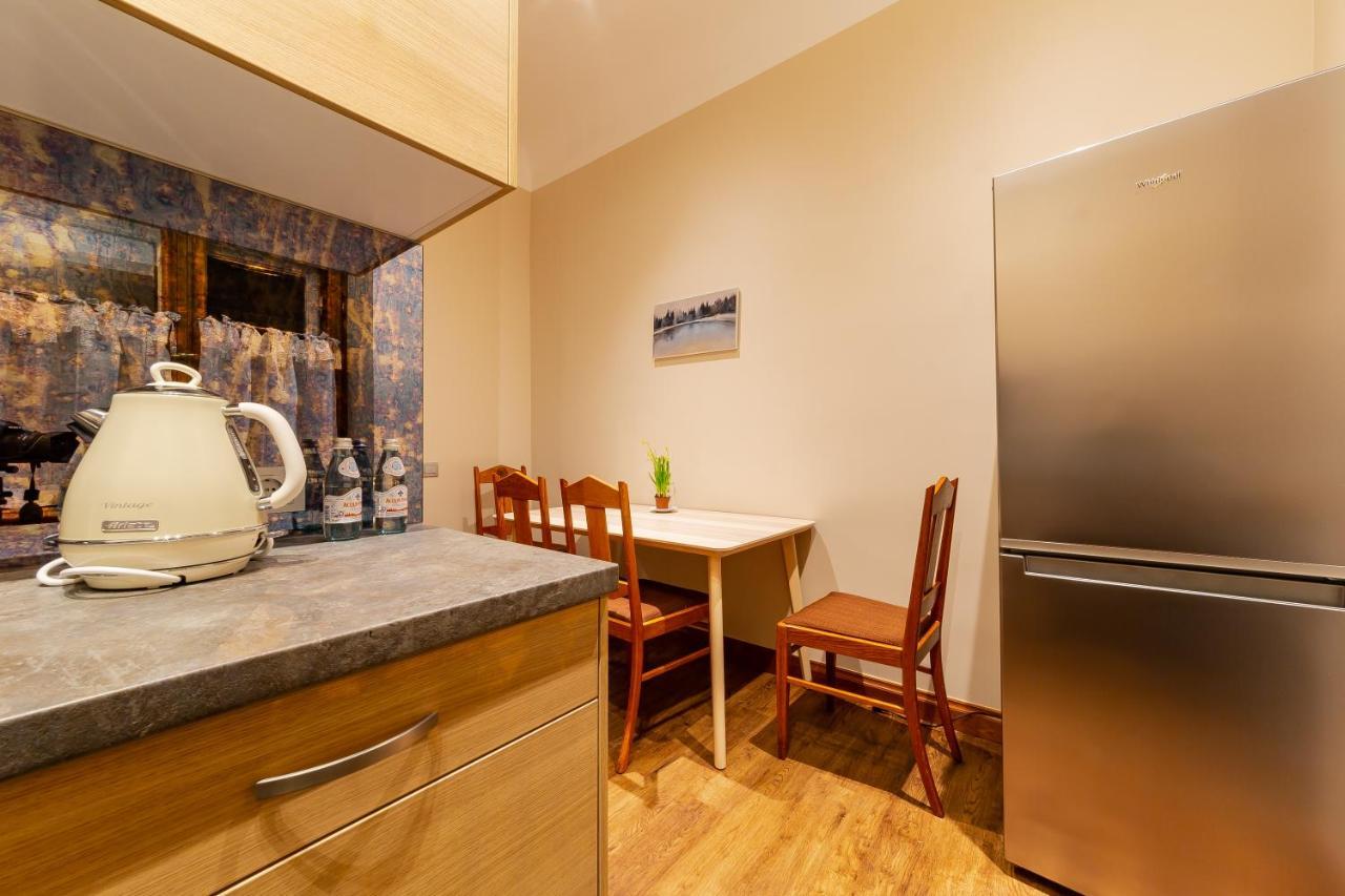 דירות ריגה Cozy Storie'S Ap, 47Sqm, Renovated 2020, Free Parking מראה חיצוני תמונה