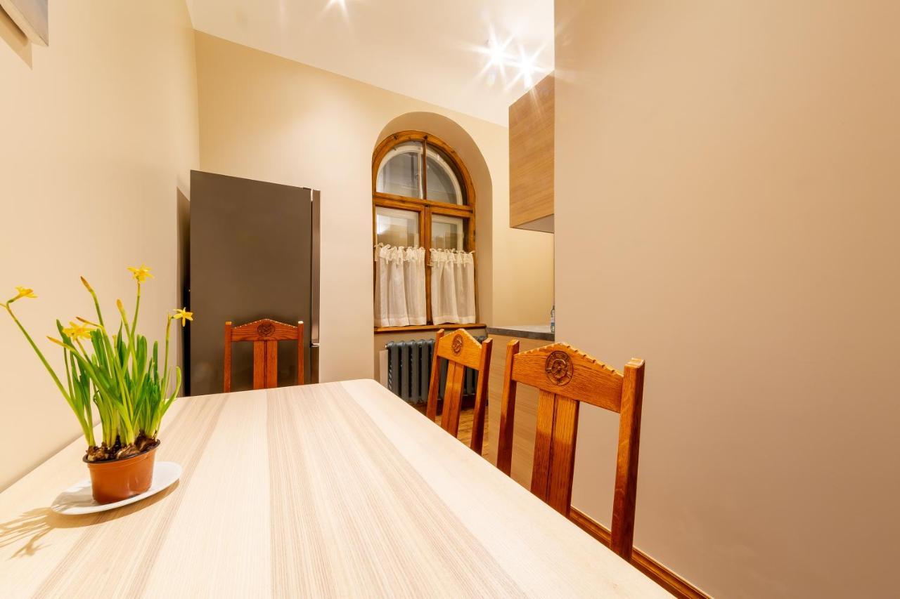דירות ריגה Cozy Storie'S Ap, 47Sqm, Renovated 2020, Free Parking מראה חיצוני תמונה